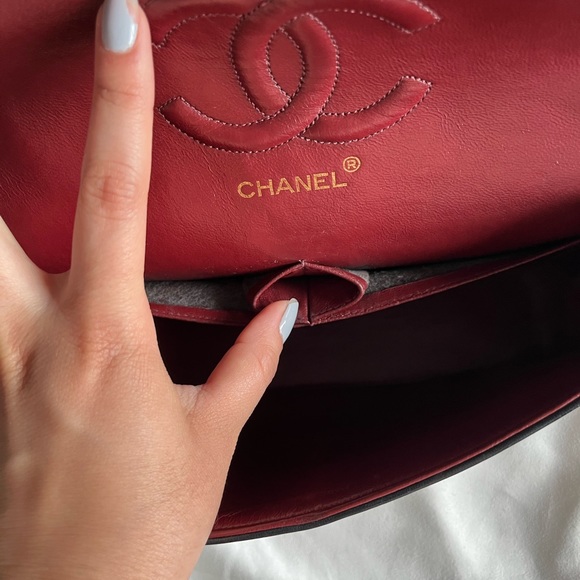 ‼️FINALE SALE‼️ Chanel Lambskin Medium double flap bag - Picture 11 of 13